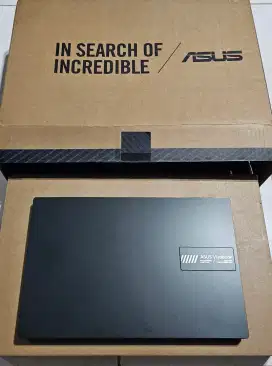 Laptop Asus Vivobook Go 14 E1404FA Ryzen 3 7320U 8GB FHD256GB Baru New