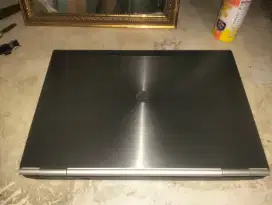 Di jual cepat Laptop Samsung Np900x3C