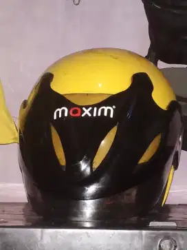 Jual helm maxim