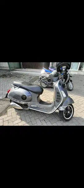 Piaggio Vespa gts