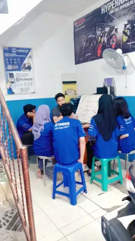 Marketing Executive Kendaraan Bermotor
