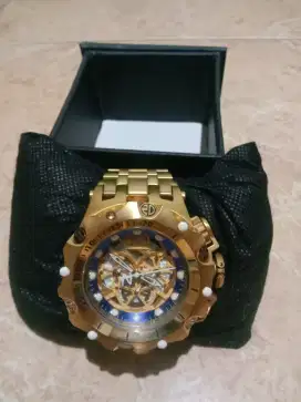 JAM TANGAN INVICTA VENOM GOLD