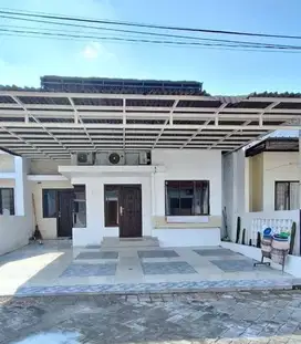 Rumah Cantik Nyaman Semi Furnish Cluster Premium One Gate