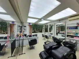 Salon Barber Meni Pedi DISEWAKAN KOMPLIT Pralatan Siap Pakai BARU RAME