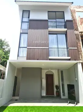 Rumah Mewah 3 Lantai Townhouse Di Lebak Bulus 7954