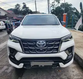 Dijual Toyota fortuner sport GR 2,4