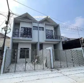 DIJUAL Rumah Brandnew Siap Huni Di Area Kavling DKI Meruya Utar