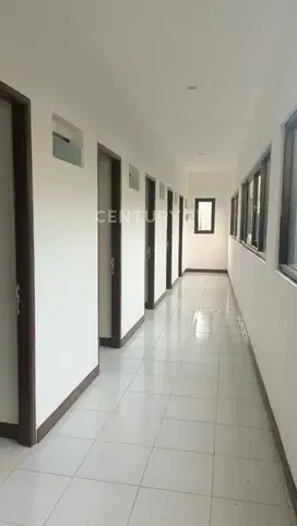 DIJUAL Bangunan Kost 3 Lantai Dekat Kampus Trisakti, Grogol.