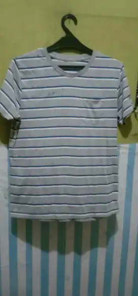 Kaos Salur Thrif