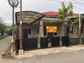 Disewakan Rumah Nyaman Asri Untuk Keluarga