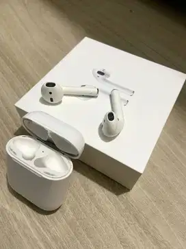 AirPods With Charging Case Generasi ke 2 (second)