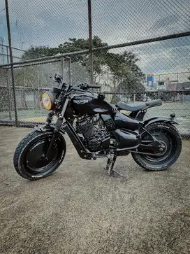 Motor Custom Bobber Japstyle Caferacer