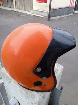 Helm klasik Pos orange