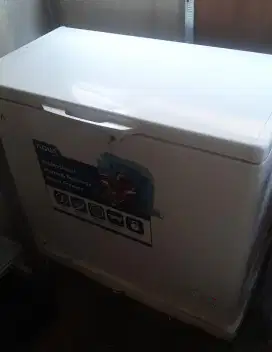 Dijual cepat freezer