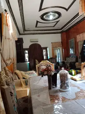 Dijual Rumah Usaha Wonorejo Rungkut