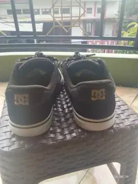 Sepatu DC MEN'S ANVIL size 41