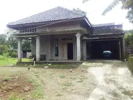 rumah kampung besar 5 menit dari Ramayana Salatiga