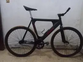 Fixie terpedo mulus siap mejeng