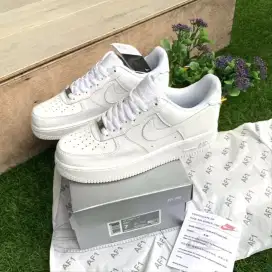 Sepatu putih nike air force 1 cewek cowok size 41