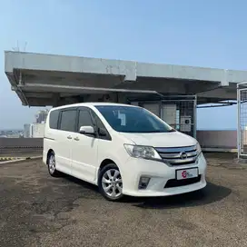 Nissan Serena HWS putih Full Orisinil 2014 nik 2013