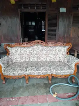 Jasa cuci jok mobil sofa kasur karpet dll