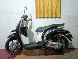 Scoopy tahun 2010 pajak isi/tt boleh gan cash lebih bagus