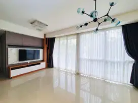 Dijual Cepat Furnished Strategis Rainbow Springs Condovillas