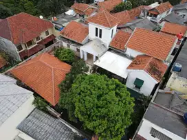 Rumah Joglo 350 meter ke jalan raya Lebak Bulus.