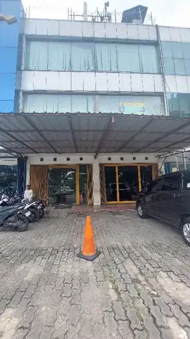 Ruko 4 Lantai Lokasi Strategis di Pejaten Barat Jakarta Selatan