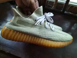 Adidas Yeezy350 v2 ori second uk.43 1/3