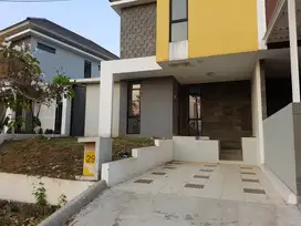 Dijual Rumah Baru Dan Bagus Di Cluster Summer Lippo Cikarang