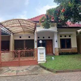 Sewa Rumah  Graha Estetika Semarang Selatan – 9805