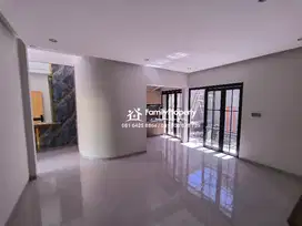 Rumah Baru Cantik 2 lantai di Semarang Barat