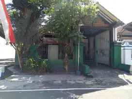 Dijual Rumah Tengah Kota Karanganyar Jawa Tengah