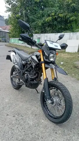 92% : FOR SALE KAWASAKI D-TRAKER 150 2021 PAJAK ON B DEPOK