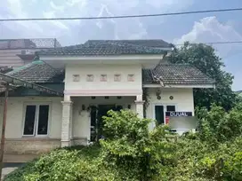 Rumah 2 lantai komplek Villa Gardena 2