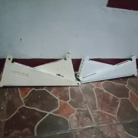 Segera di jual Braket autdoor AC ada 2 bh