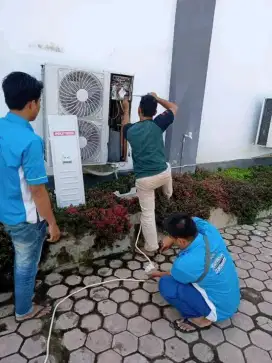 SERVICE AC BONGKAR PASANG AC