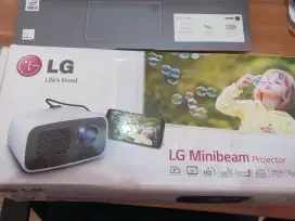 Proyektor LG Mini