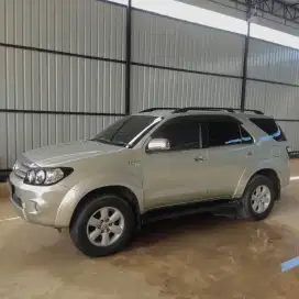 TOYOTA FORTUNER 2010 G lux 2.7cc MATIC