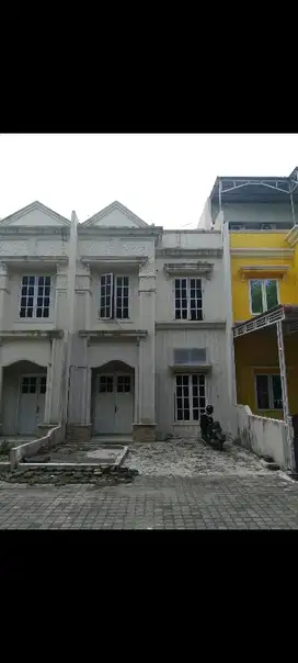 Rumah Villa Murah Di Green Mediterania