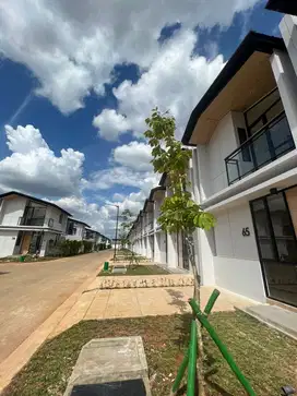 Rumah di Cluster Cendana Lippo Karawaci Tangerang