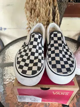 VANS CLASSIC SLIP ON CEKERBOARD  uk 36