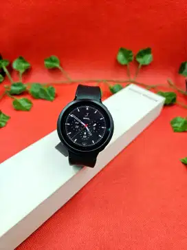 Samsung W4 44mm Hitam Baik Lengkap