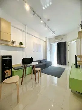 DISEWAKAN BENSON TOWER 2BR FURNISHED APARTEMEN SIAP HUNI LANTAI SEDANG