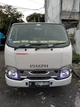 Isuzu Traga 2.5 PU AC/PS 2021