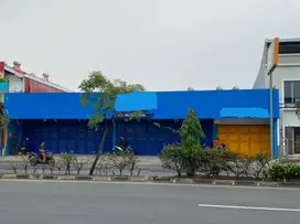 Dijual Bangunan Eks Showroom (Jalan Raya Serpong)