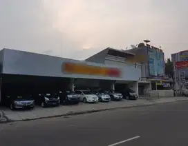 Dijual Bangunan Eks Showroom (Jalan Raya Serpong)