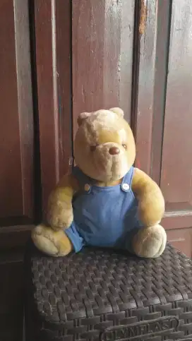 Boneka winnie the pooh edisi classic