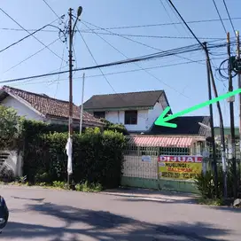 DIJUAL RUMAH  MELALUI LELANG DI JLN. CAMBAI AGUNG KEL. PAHLAWAN PLG